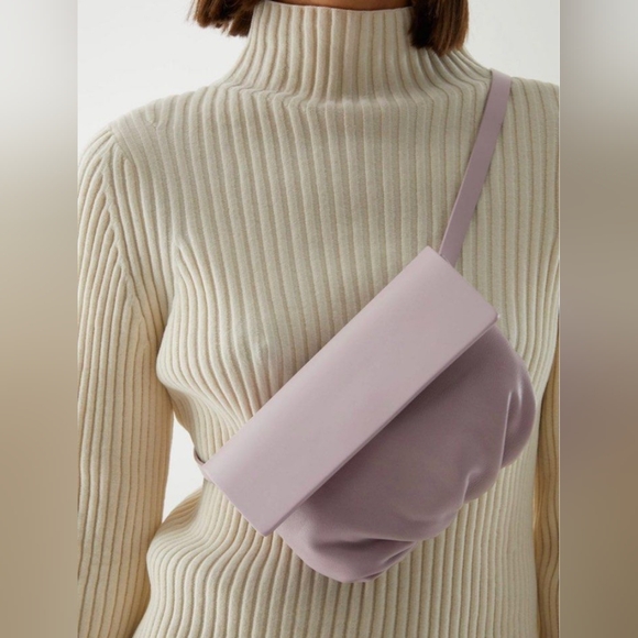 COS Belt Bag - Picture 5 of 6